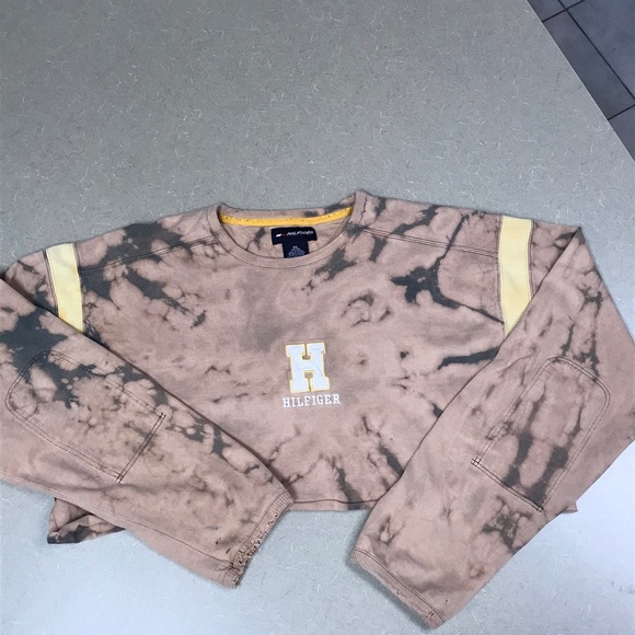 Tommy Hilfiger Cropped Shirt - Picture 2 of 14